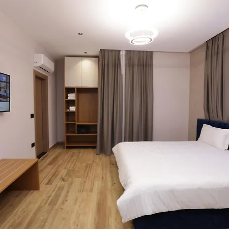 Resiidence 4* Τίρανα