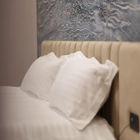 Ξενοδοχείο Resiidence 4*