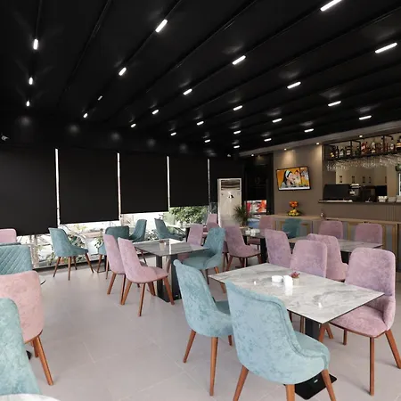 Resiidence Τίρανα