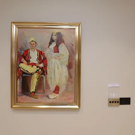 Ξενοδοχείο Resiidence 4*